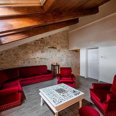 Agora' 4* Castelnuovo della Daunia