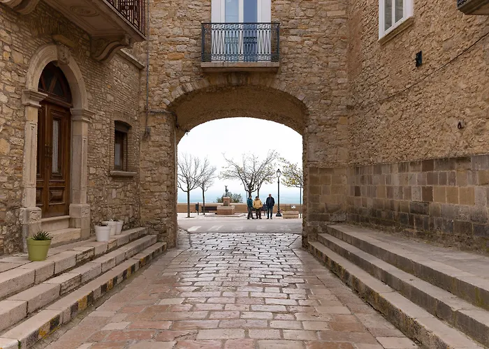 Agora' 4* Castelnuovo della Daunia