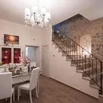 فندق مبيت وإفطار Agora'