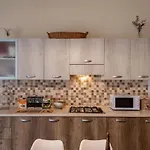 Agora' فندق مبيت وإفطار 4*