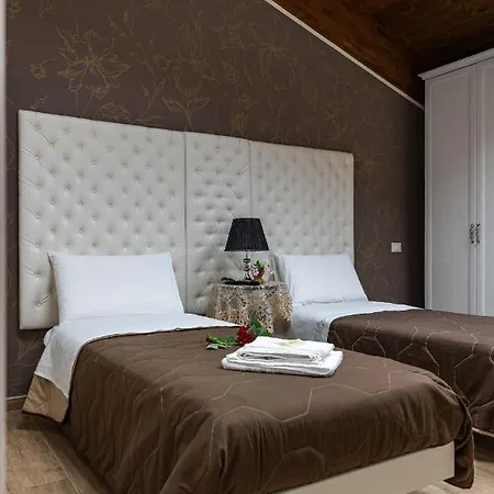 Agora' فندق مبيت وإفطار 4*