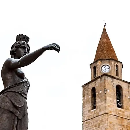 Oda ve Kahvaltı Agora' Castelnuovo della Daunia