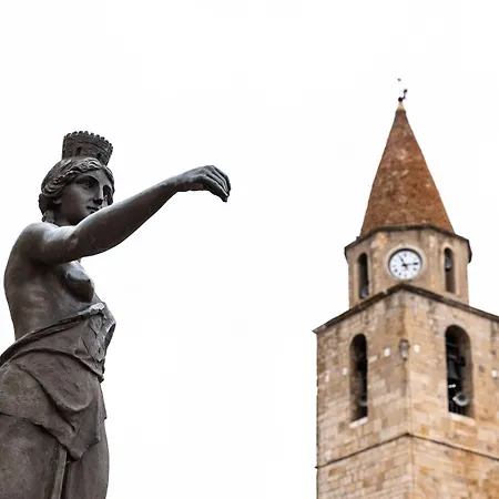 Agora'